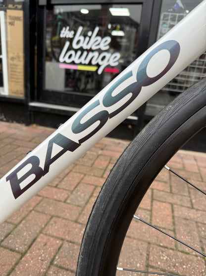 Basso Venta R - Shimano 105 / Mavic Aksium Road Bike