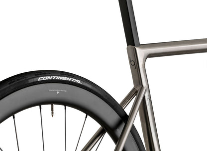 J.Guillem Formentor Disc 2x 12 Shimano Ultegra Di2 Complete Bike