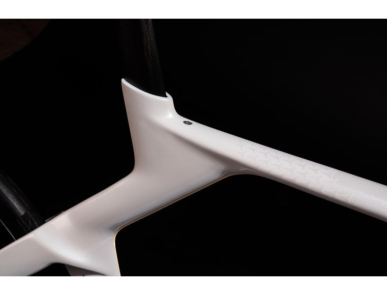 Colnago Y1RS Aero Road Bike - Shimano Dura Ace